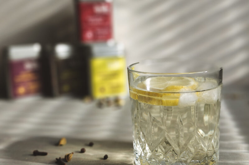 Maak je eigen alcoholvrije "gin"